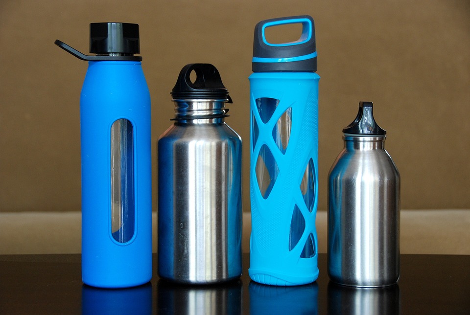 green travel tips - reusable bottles